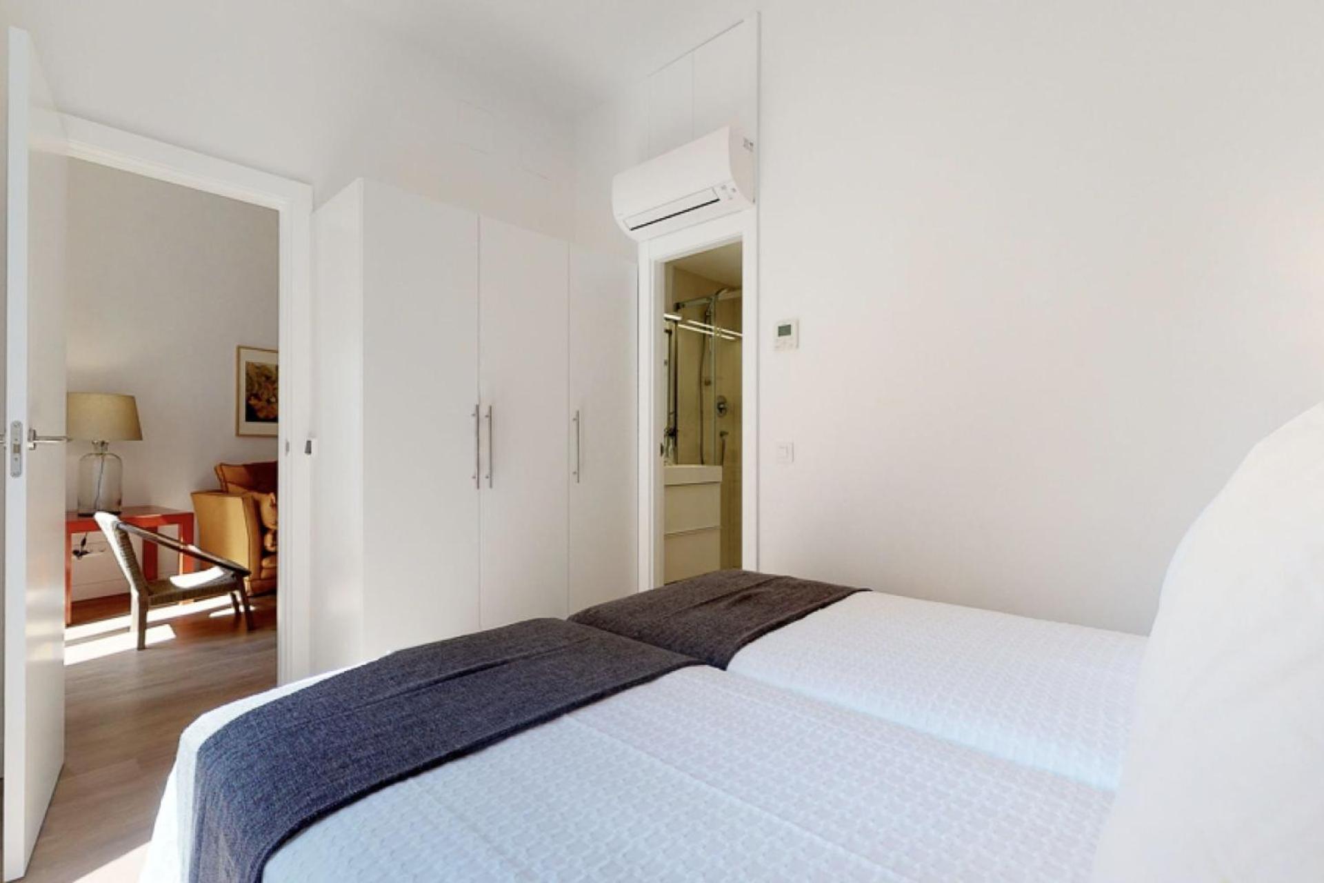 Opera II Apartamento Madri Exterior foto